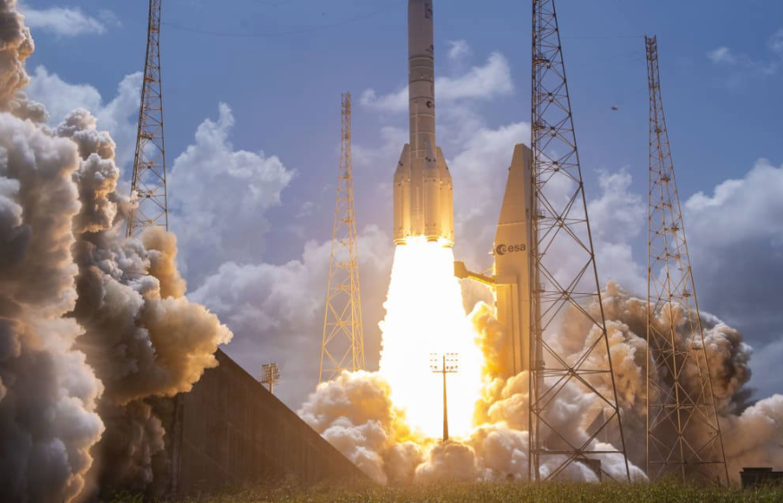 Amazon buys Globalstar escalating rivalry with SpaceX