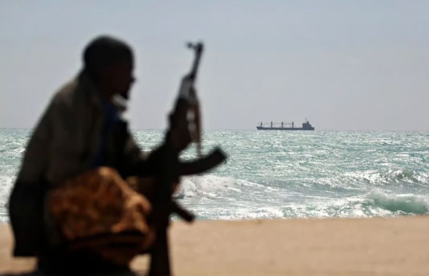 Pirates hijack tanker carrying 18,500 tons of fuel near Somalia