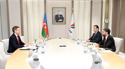 SOCAR, Ukrnafta hold talks on future energy projects [PHOTOS]