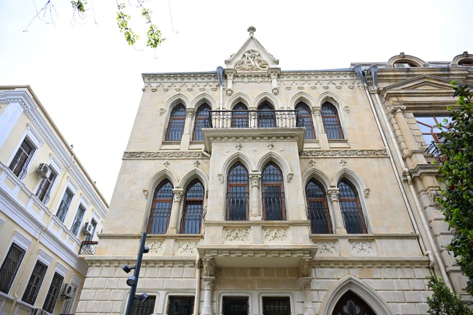 Slider Image 1