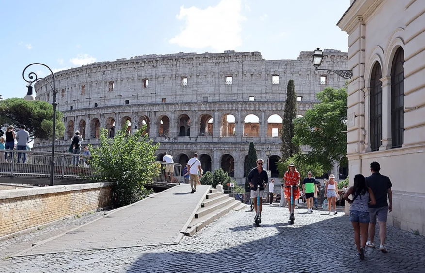 Colosseum tightens ticket rules