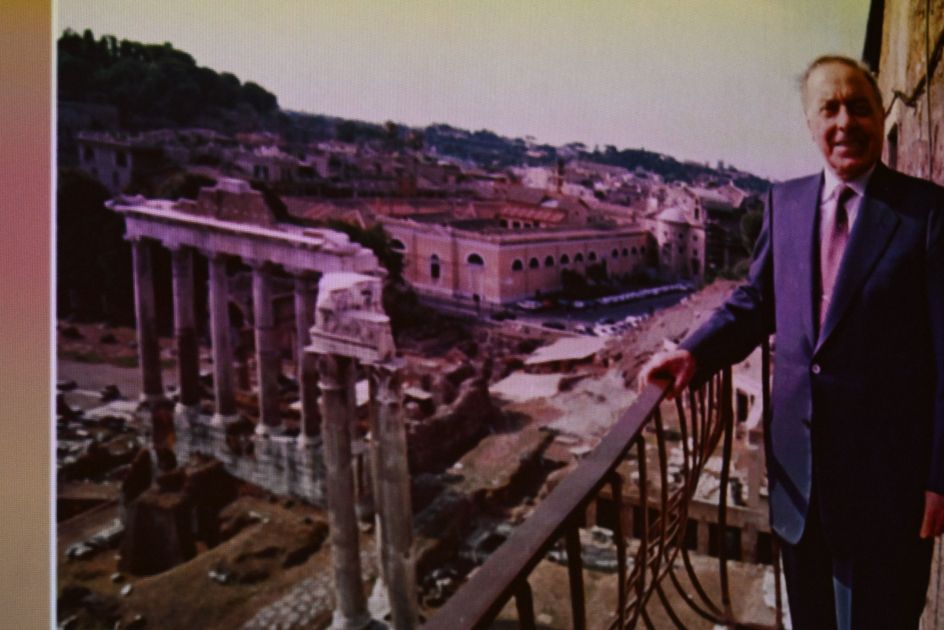 Slider Image 1