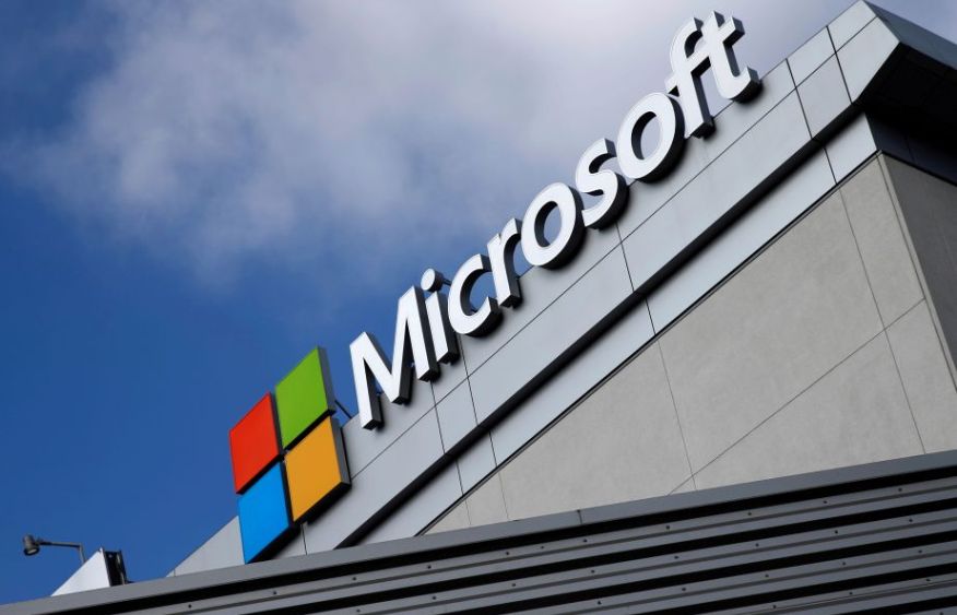AI is pressuring Microsoft’s climate goals