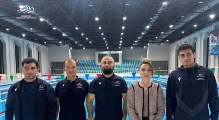 Jamal Aliyev sets new endurance swimming record [PHOTOS]