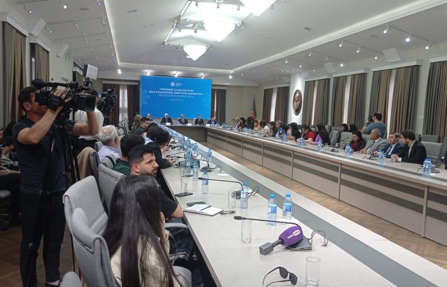 Azerbaijan discusses new South Caucasus peace strategy at MEDIA roundtable [PHOTOS]