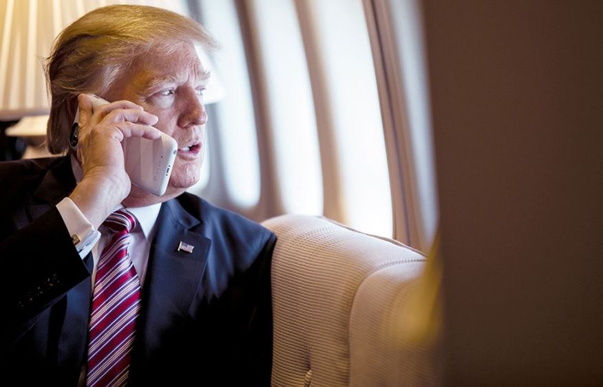 US officials use temporary phones in China over cybersecurity fears