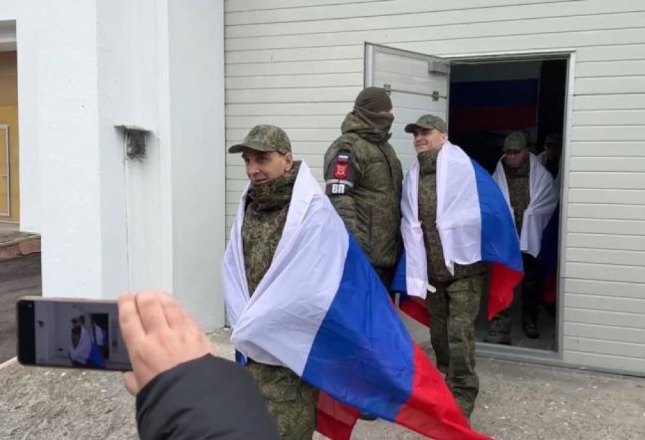 Russia and Ukraine conduct prisoner swap
