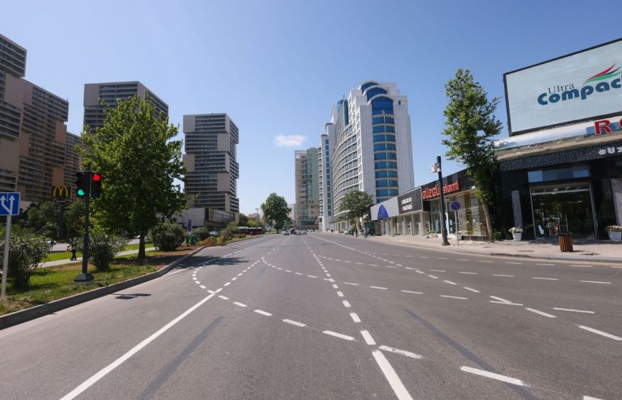 Baku introduces temporary special traffic lanes for WUF13