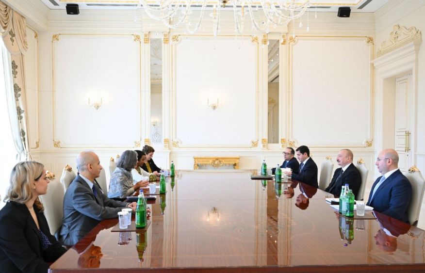 President Ilham Aliyev meets with UN-Habitat Executive Director [PHOTOS]