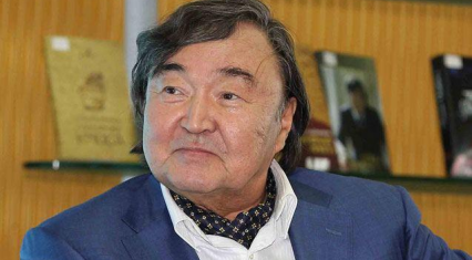 Azerbaijani President salutes Kazakh literary icon on 90th birthday milestone
