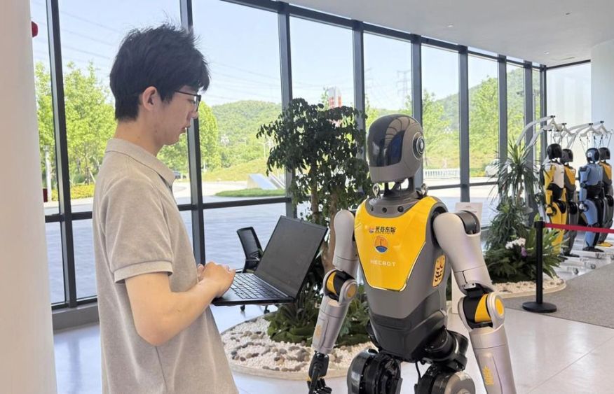 China launch passports for robots