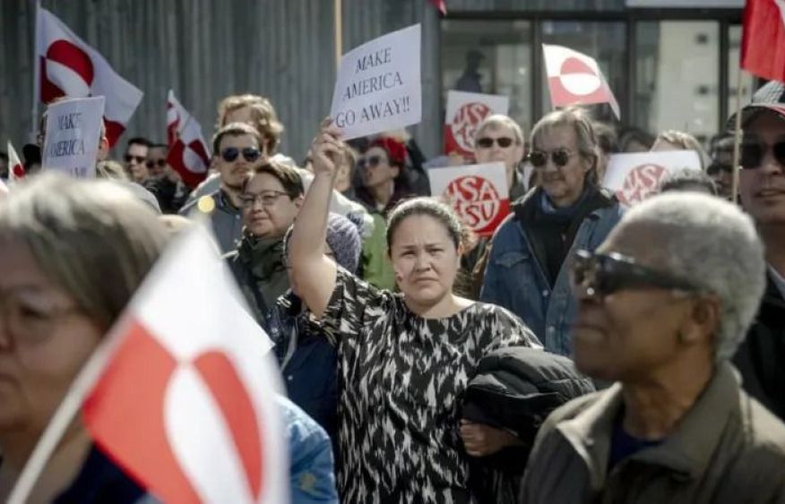Greenland protests outside US consulate
