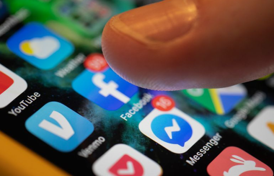 Malaysia bans social media for under-16s