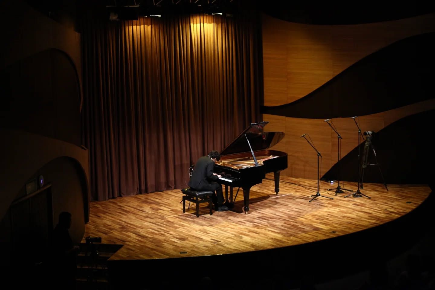 Slider Image 1