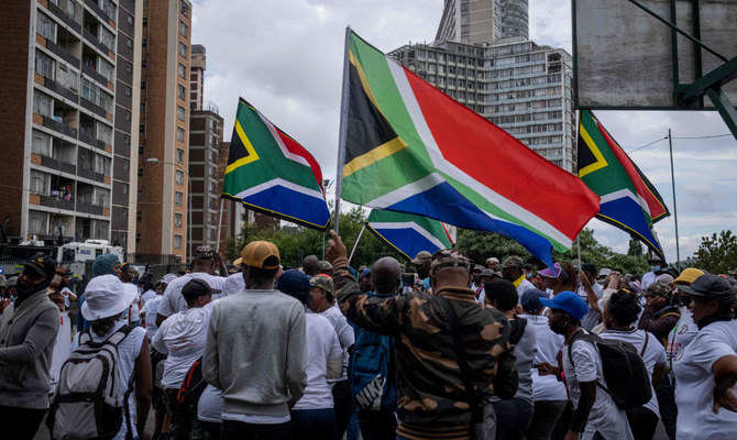 South Africa launches crackdown on illegal immigra