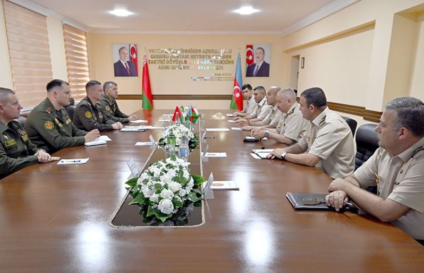 Azerbaijan and Belarus discuss military cooperation [PHOTOS]