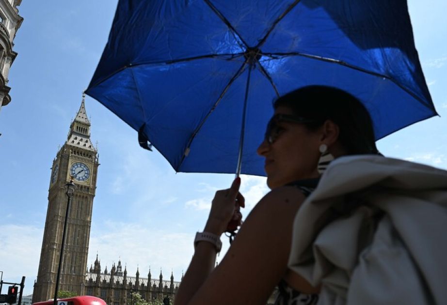 UK extends heat warning following record-breaking June temperatures