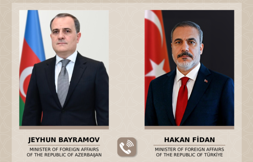 Azerbaijani, Turkish Foreign Ministers hold phone talk