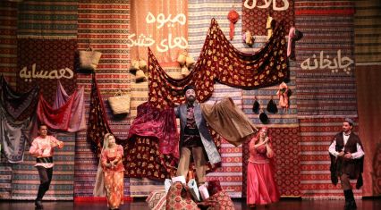 Young Spectators Theatre premiers new play with great success [PHOTOS]
