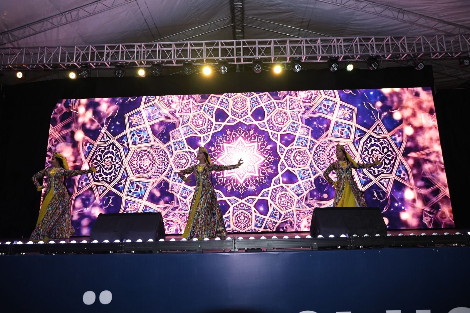 Slider Image 1