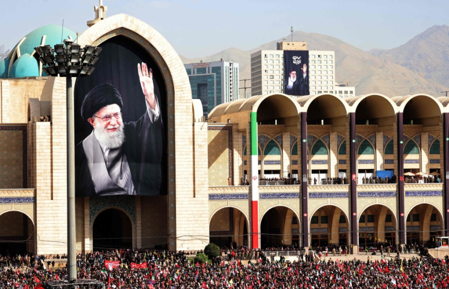 Khamenei's funeral draws massive crowds in Tehran marked by mass 'death to America' chants