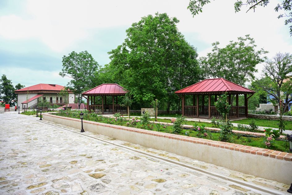Slider Image 1