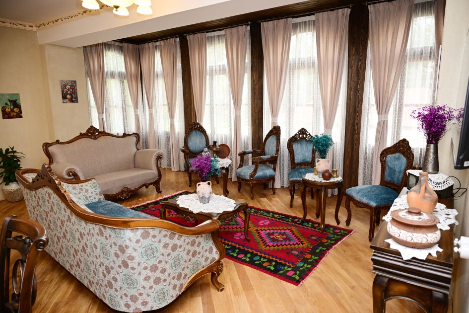 Slider Image 1
