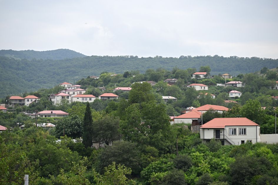 Slider Image 1