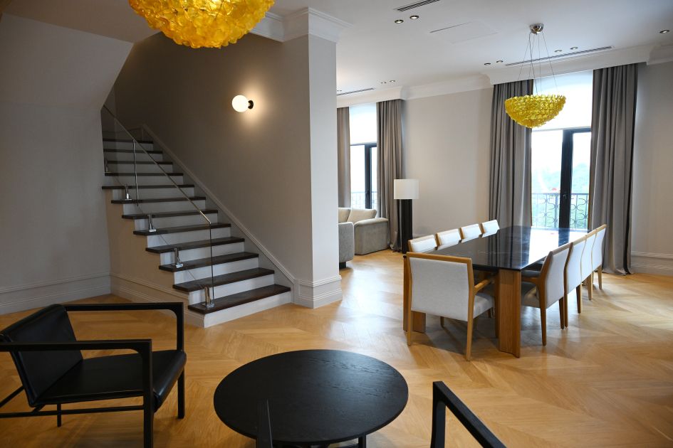 Slider Image 1