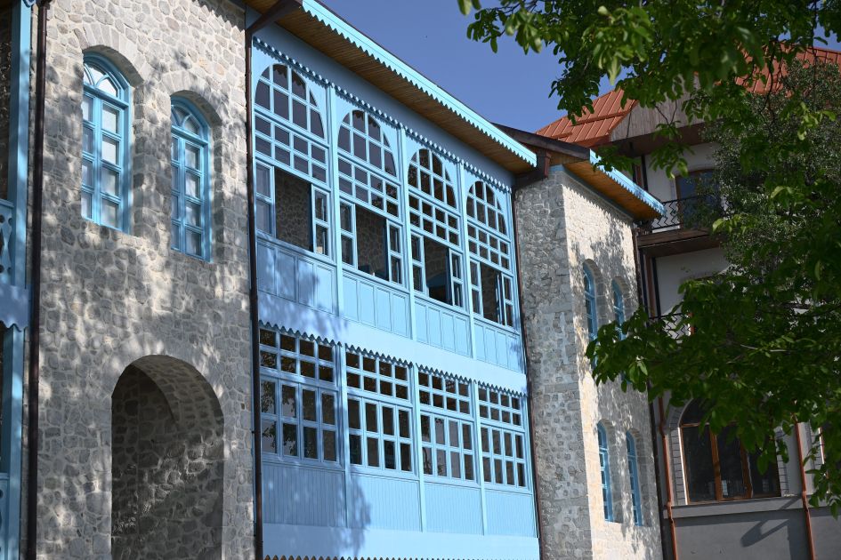 Slider Image 1