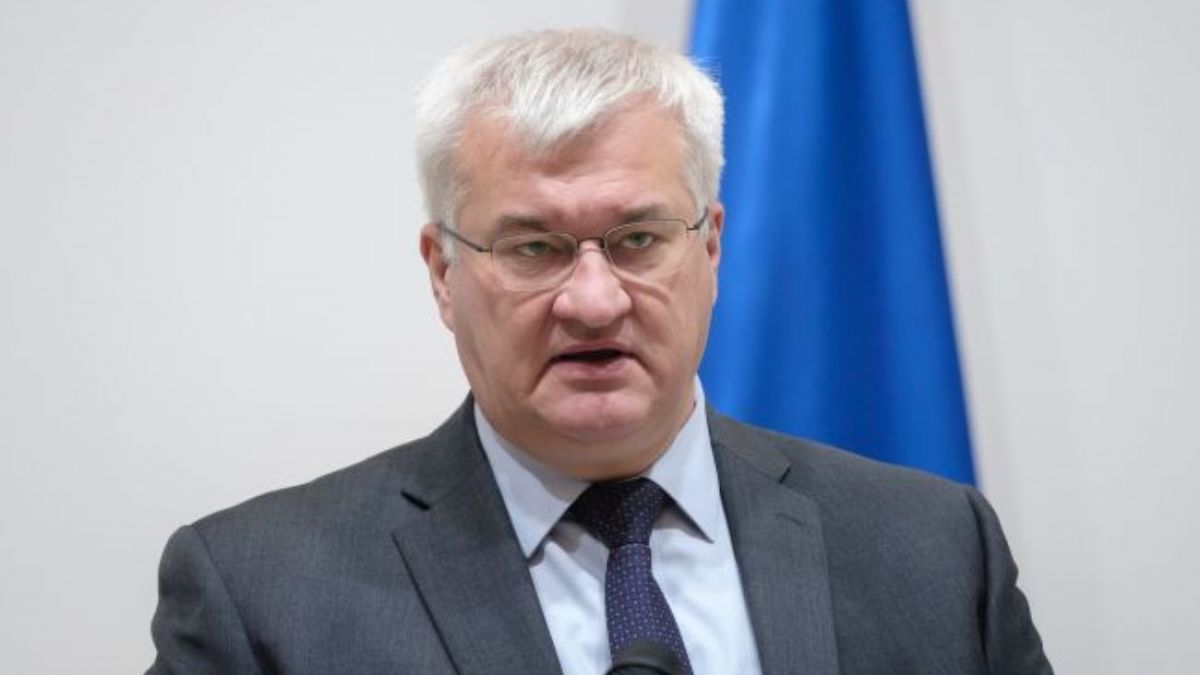 Ukraine open to Zelensky-Putin meeting in Türkiye, FM says