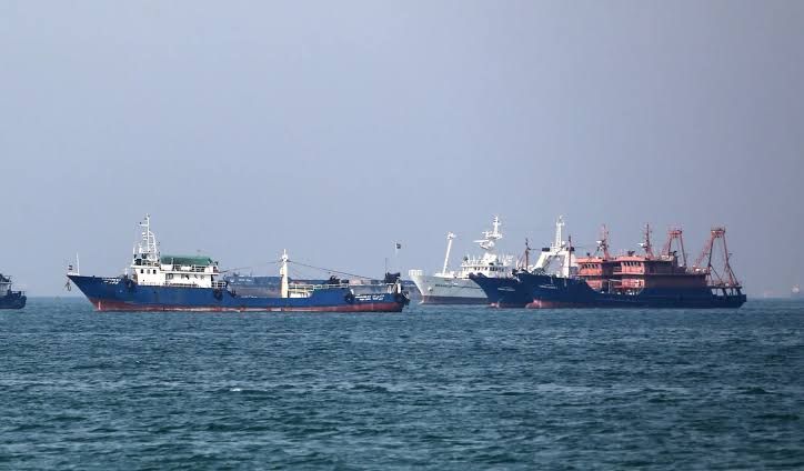 UN urges safe evacuation of 6,000 seafarers trapped in Strait of Hormuz