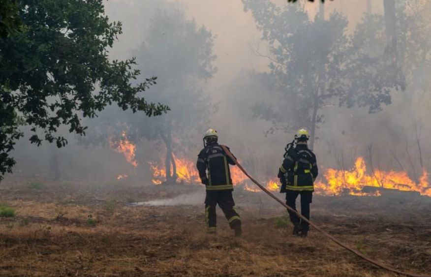 Spain's PM says 'save lives' is priority as record wildfires force 70,000 to flee