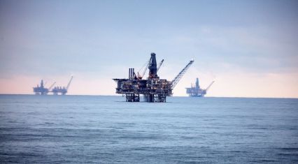 Azeri Light crude oil price declines on global markets