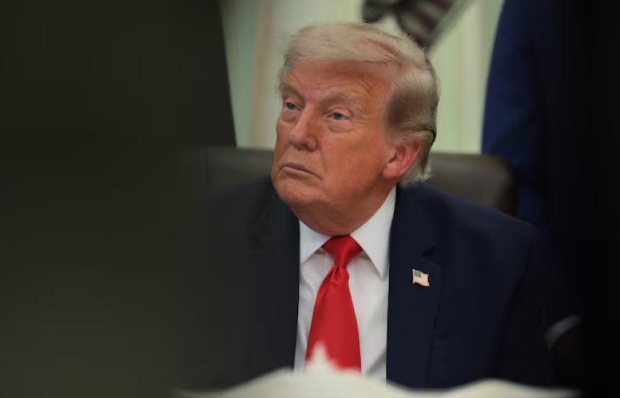 Donald Trump warns Iran of tough U.S. response following Jordan attack