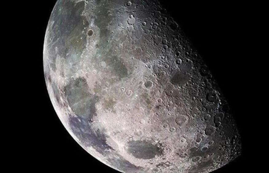 South Korean orbiter captures crater formed by Falcon 9 debris striking Moon