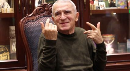 Azerbaijani poet and translator Chingiz Alioghlu dies at 82