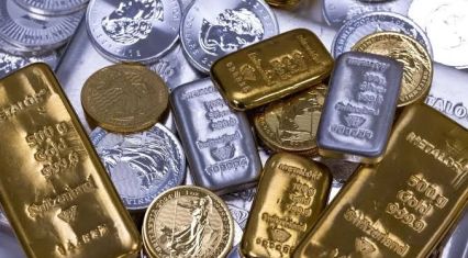 Gold prices decline on COMEX, while silver gains