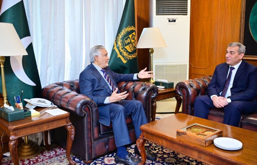 Pakistan praises Azerbaijan Ambassador Khazar Farhadov for strengthening bilateral ties