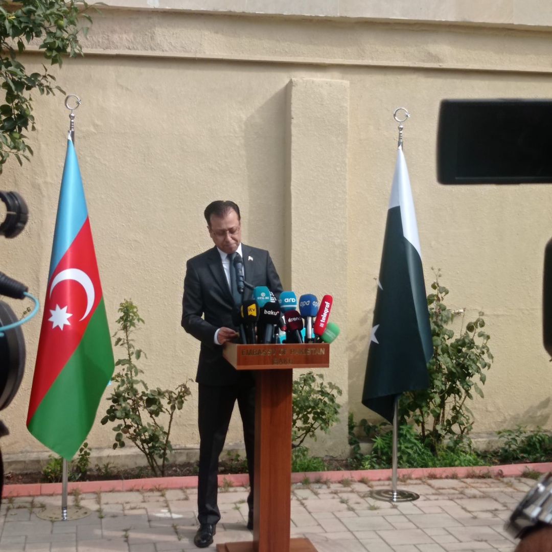 Slider Image 1