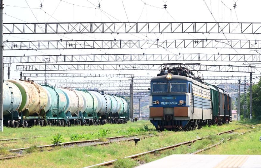 Russia sends another 560 tons of wheat to Armenia through Azerbaijan