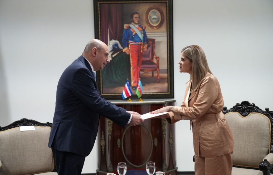 Azerbaijan’s new ambassador to Costa Rica presents credentials to President Laura Fernandez [PHOTOS]