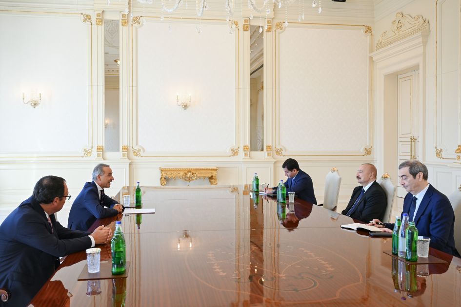 Prezident İlham Əliyev OİSİ Parlament Assambleyasının Prezidentini qəbul etdi