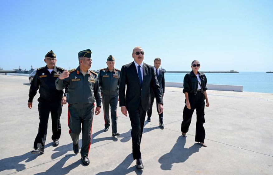 President Ilham Aliyev visits Azerbaijani Navy [PHOTOS]