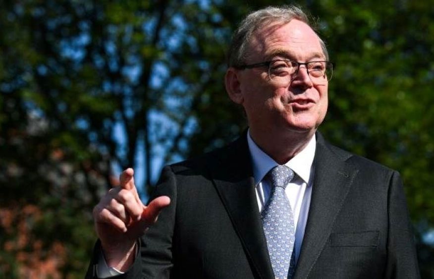Hassett: Trump to respect Fed's decision whatever it is