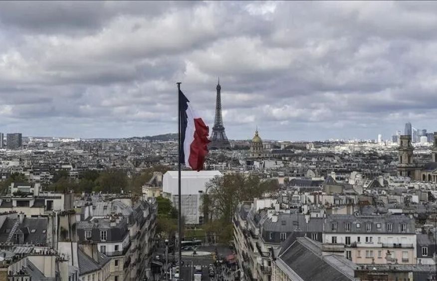 France’s public debt to reach 121.7% of GDP in 2027, highest since 1995