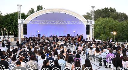 Uzeyir Hajibayli Int'l Music Festival kicks off with magnificent concert [PHOTOS]