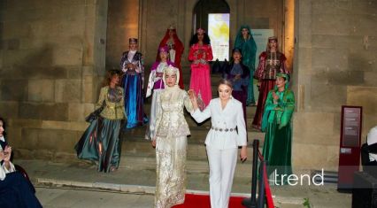 Gulnara Khalilova's collection presented at first National Costume Day festival [PHOTOS]