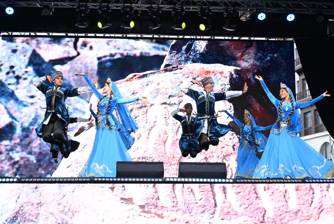 Slider Image 1