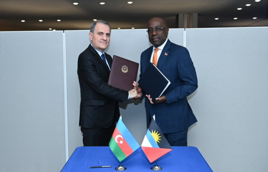 Azerbaijan, Antigua and Barbuda sign mutual visa exemption agreements at UNGA [PHOTO]
